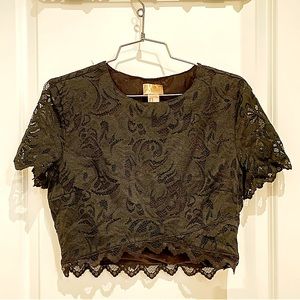 H&M black lace crop top T